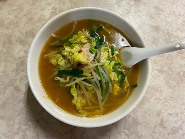 【越谷町中華探訪】南越谷駅前　萬福のニンニクラーメンとレバニラ炒め019