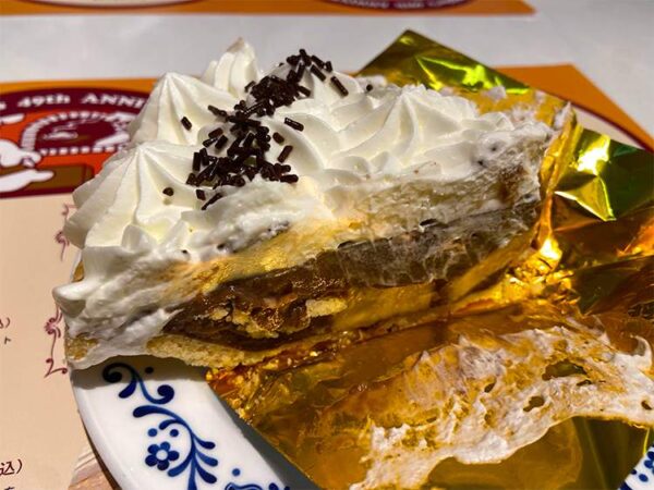 【2022年8月31日閉店】平日でも待ち時間２時間！？アンナミラーズ高輪店の行列に並んできました019