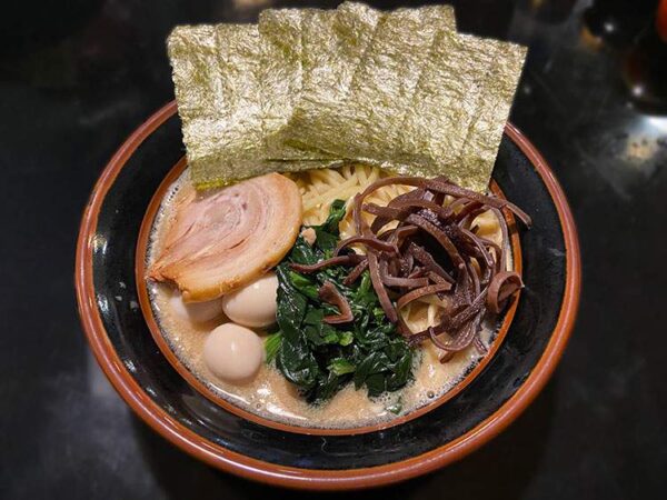 南越谷 麺やひろの家系ラーメン007