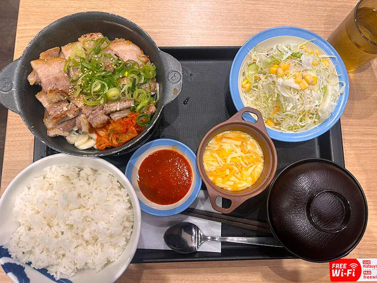 サムギョプサル風極厚豚バラ焼肉定食